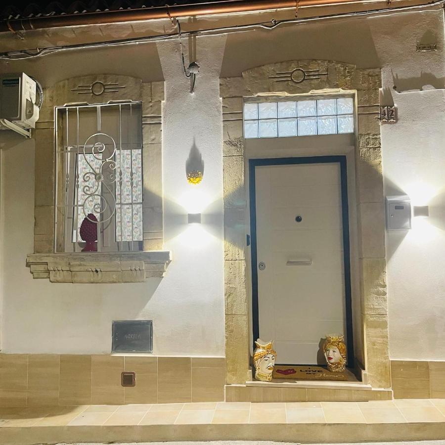 Villa Il Bacio Del Sole à Noto Extérieur photo